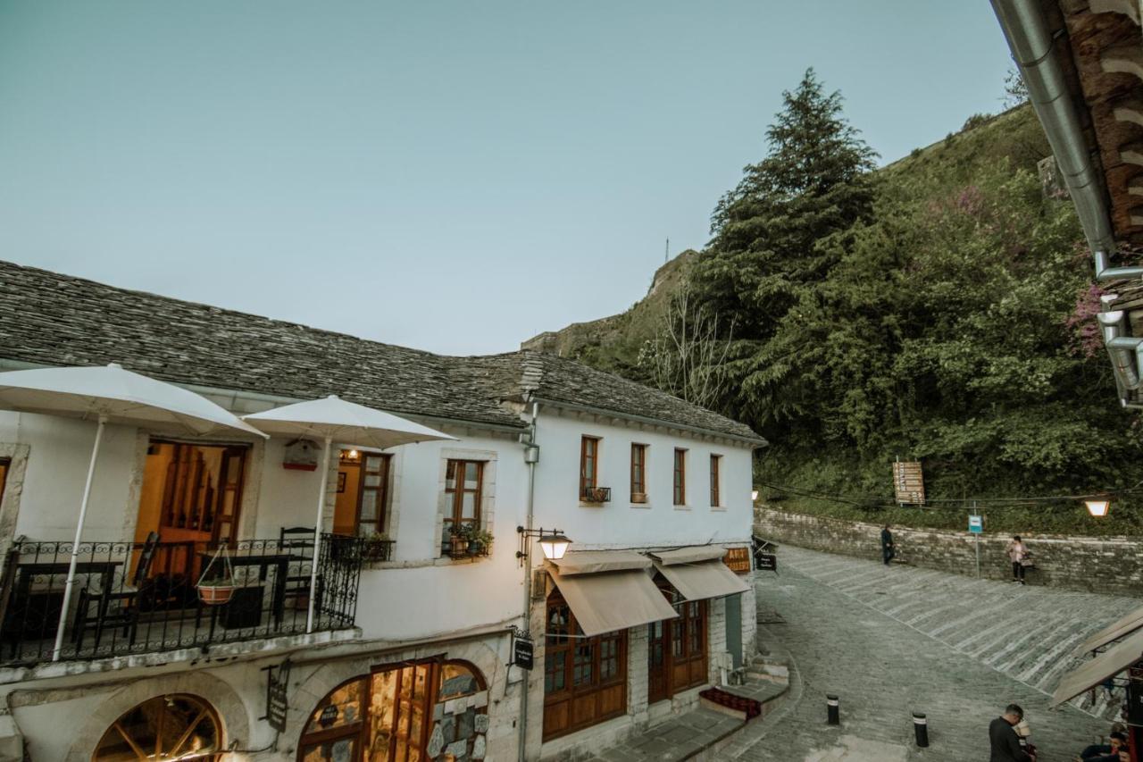 Hotel Grey Stone Gjirokastër Exterior foto
