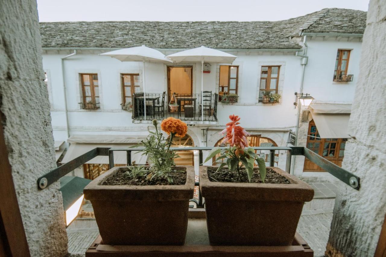 Hotel Grey Stone Gjirokastër Exterior foto