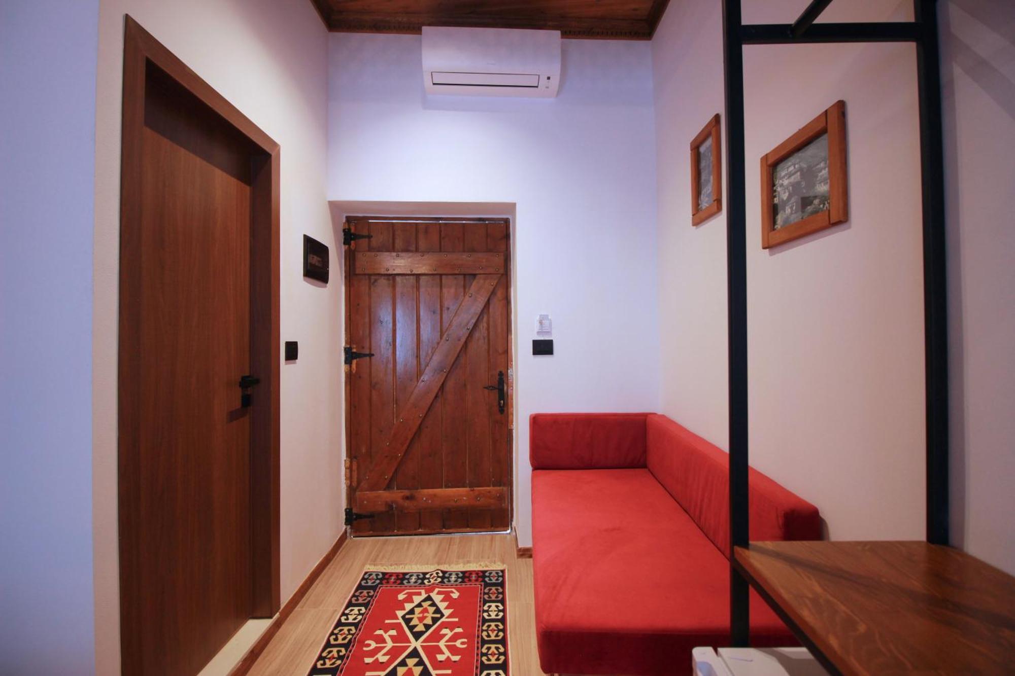Hotel Grey Stone Gjirokastër Exterior foto