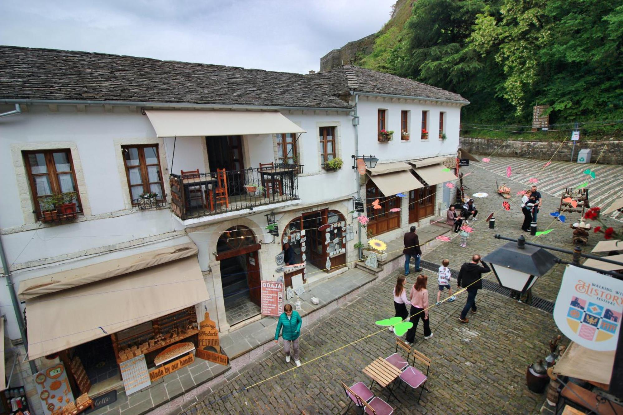 Hotel Grey Stone Gjirokastër Exterior foto