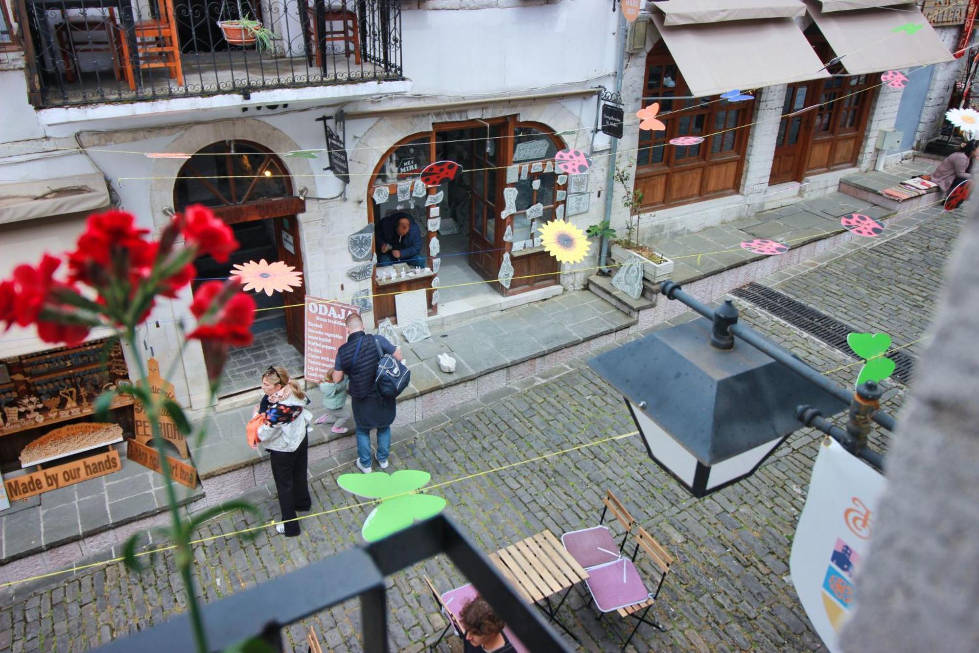 Hotel Grey Stone Gjirokastër Exterior foto