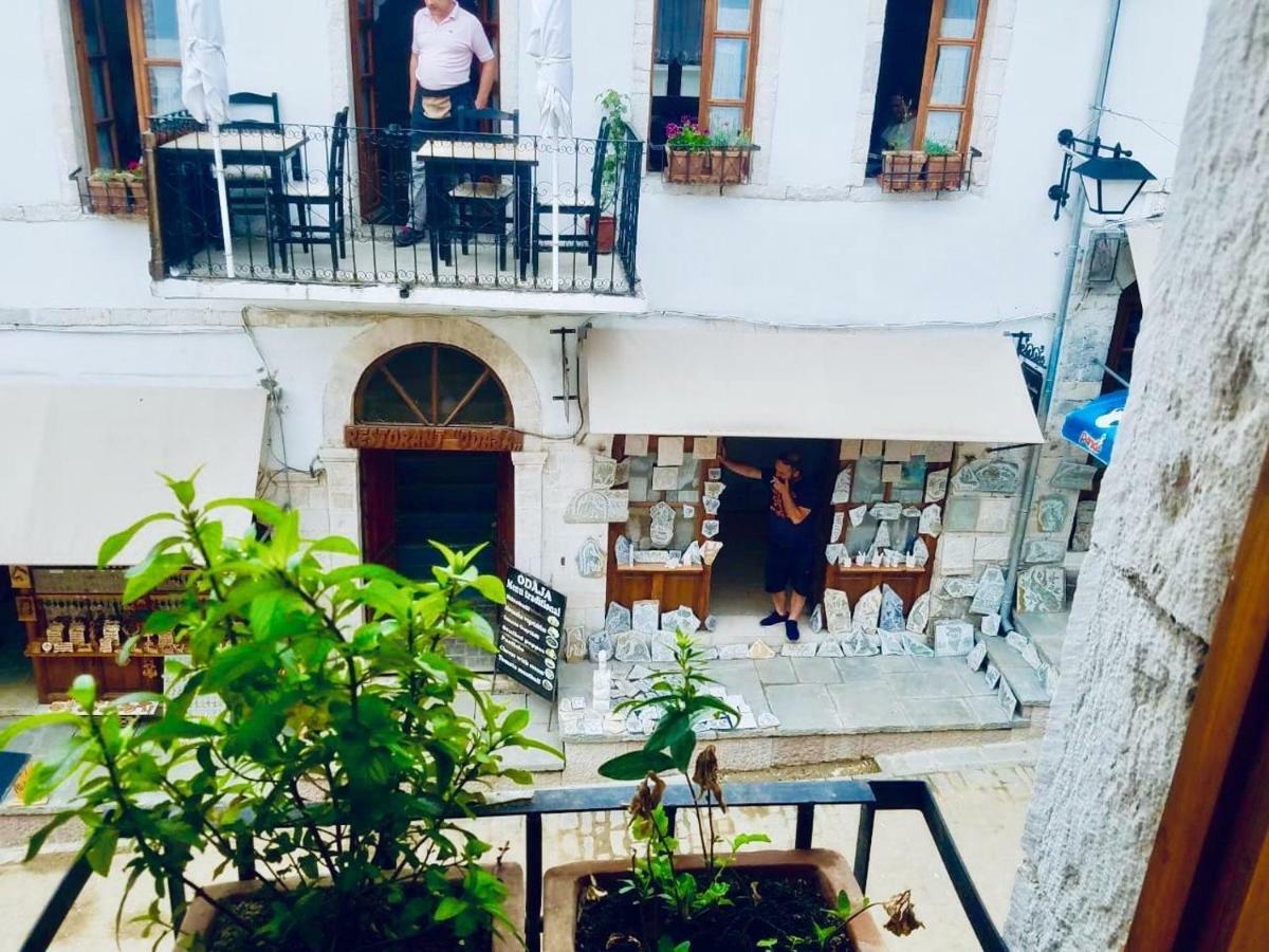Hotel Grey Stone Gjirokastër Exterior foto